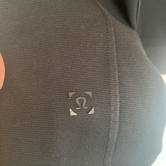 Lululemon Sojourn Jacket Black (First Release) - Picture 8 of 8